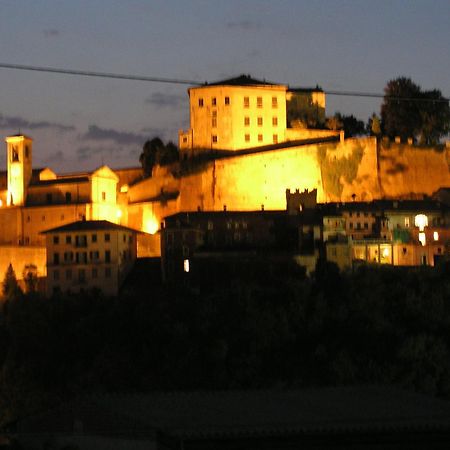 Il Borgo B&B Castellinaldo Dış mekan fotoğraf