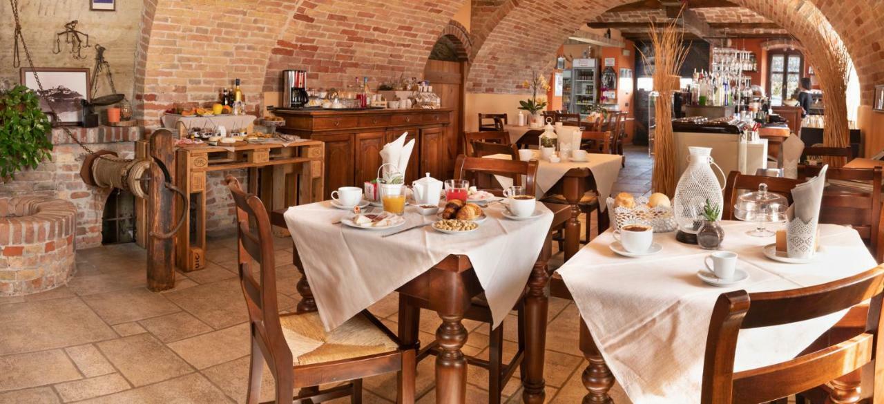 Il Borgo B&B Castellinaldo Dış mekan fotoğraf